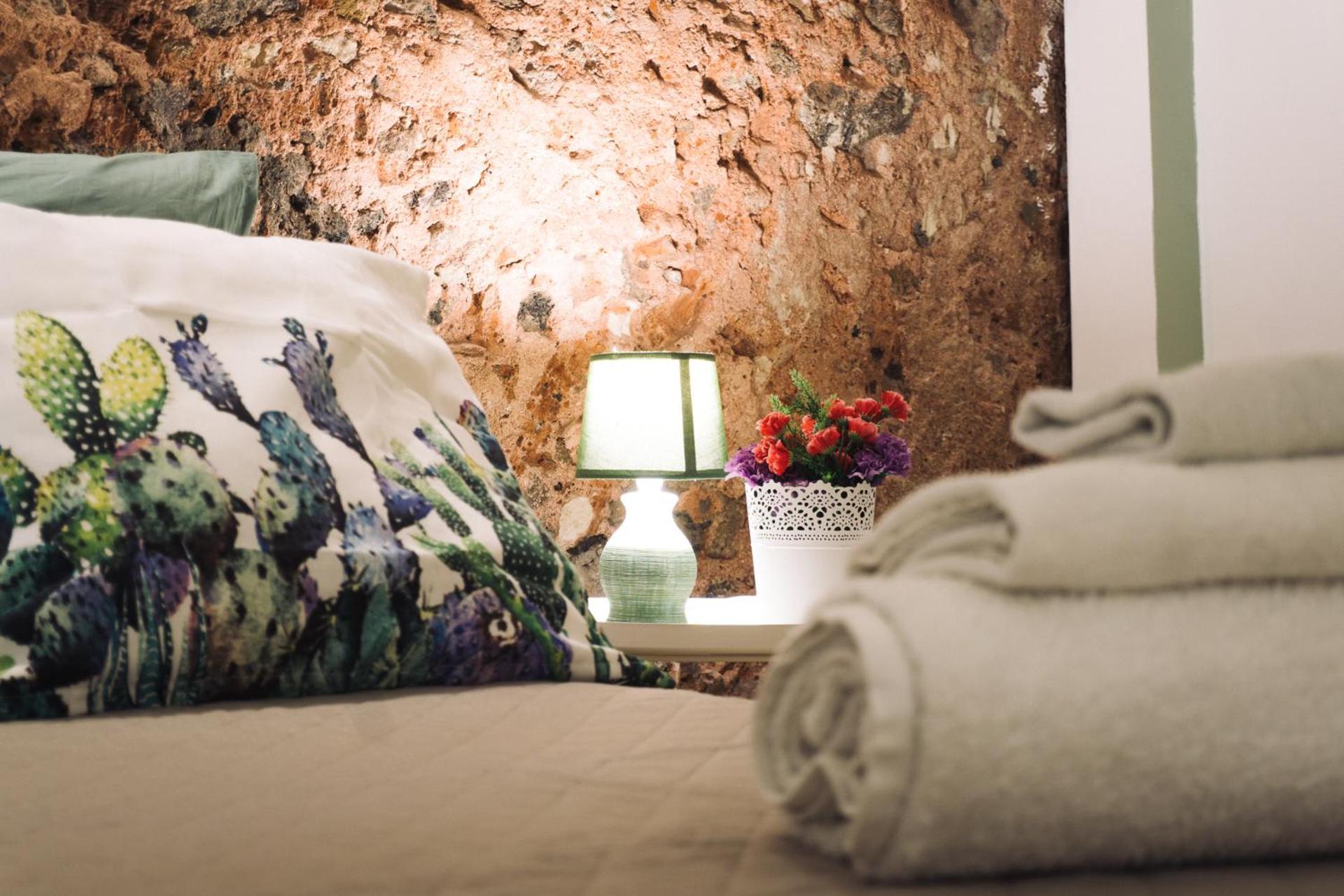 Apartamento Dante House - By Holiday In The Ct Catania Exterior foto